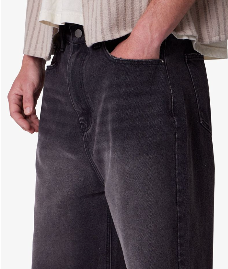 MNML Baggy Cutoff Denim Shorts (Washed Black)