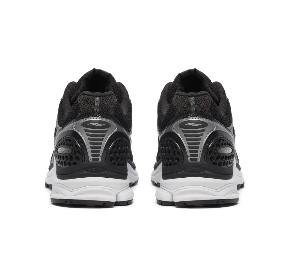 Saucony Progrid Triumph 4 (Black/Silver)