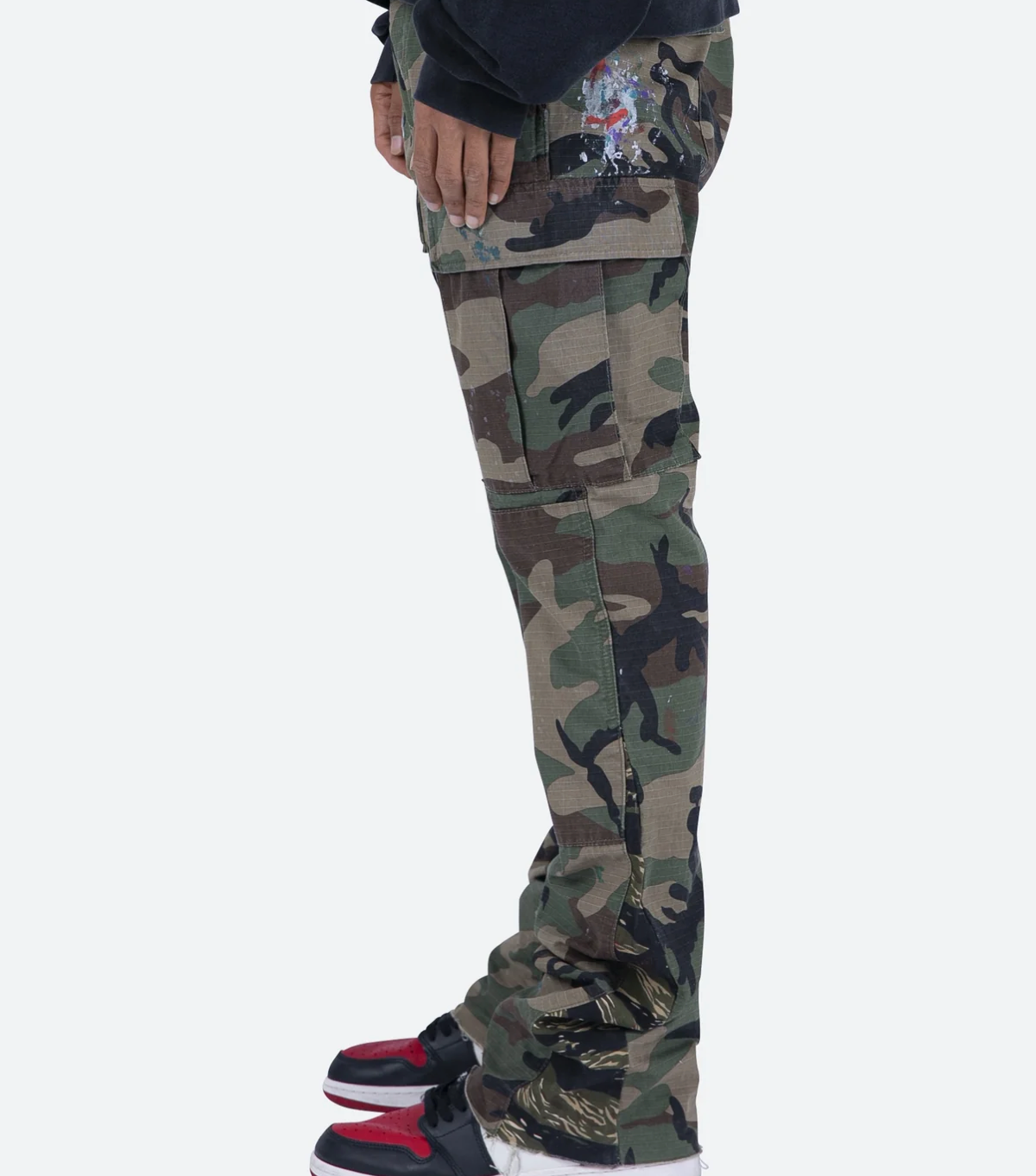 MNML Contrast bootcut cargo pants (Woodland Camo)