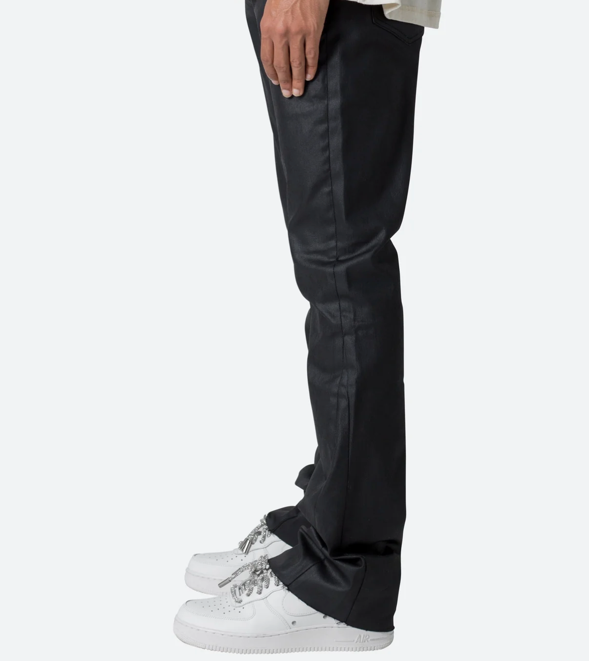 MNML B447 WAXED FLARE DENIM (Black)